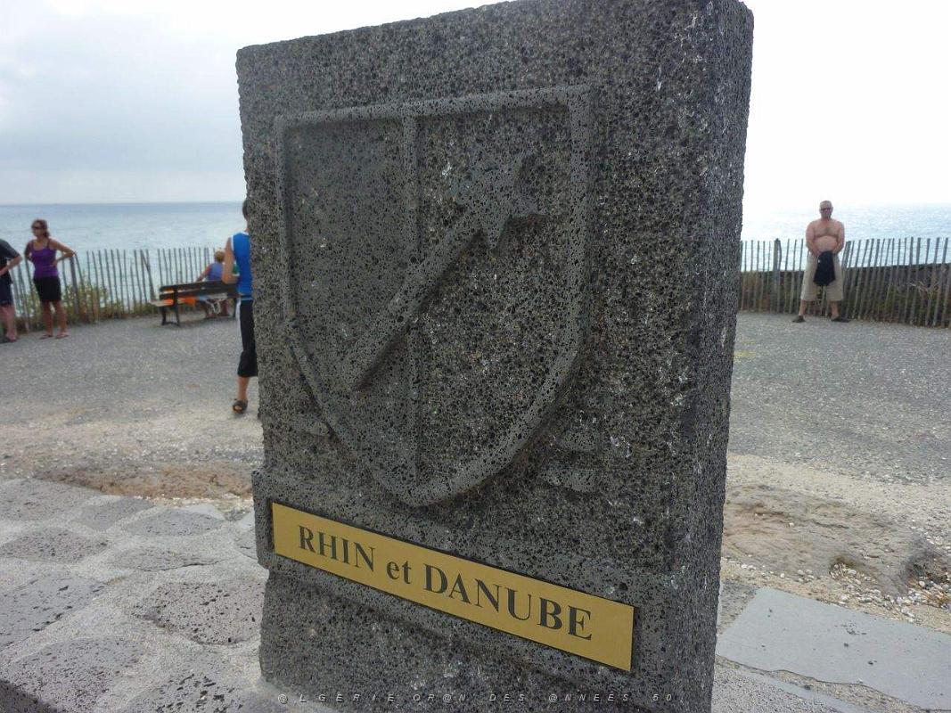 AGDE 2012 COMMEMORATION DU DEBARQUEMENT DU 15 AOUT 1944   (19).JPG